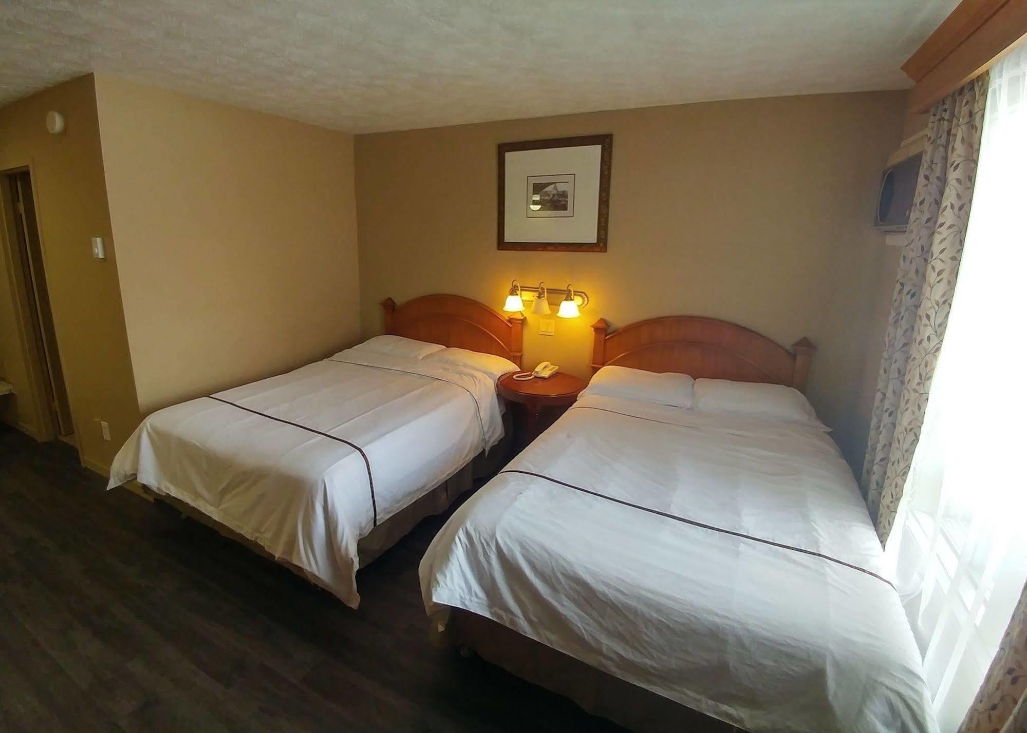 Hotel Motel Granby Zewnętrze zdjęcie